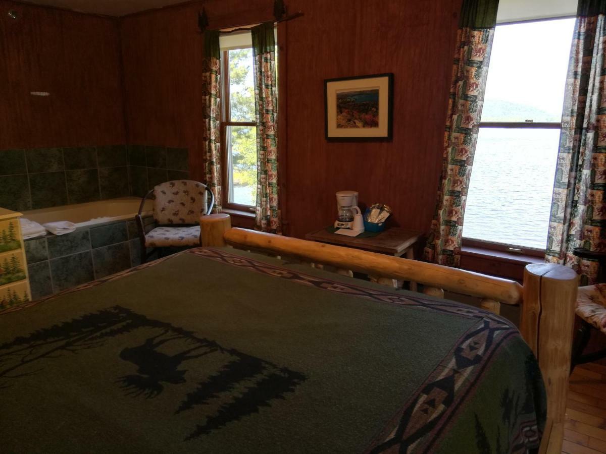 The Woods Inn Inlet Luaran gambar